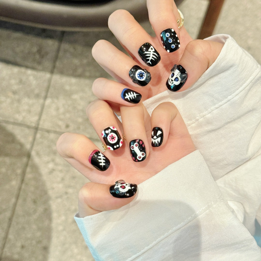 Halloween Skull Black Press-On Nail
